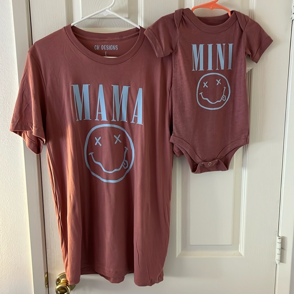 NWT MAMA & MINI shirt and onesie matching set - Picture 1 of 6